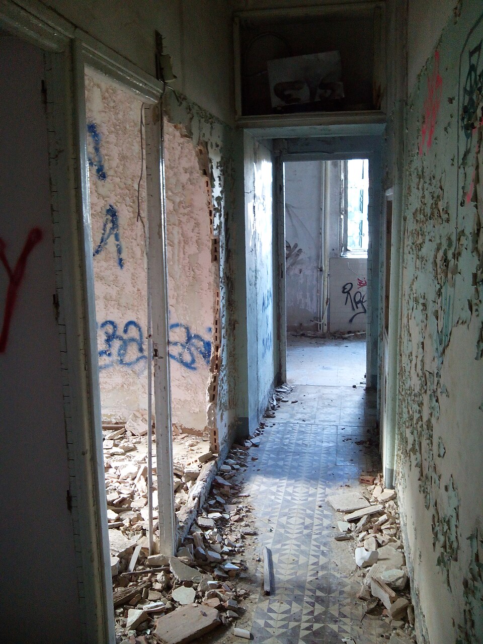 Sanatorio Antituberculoso de Agramonte, pasillo, Zaragoza, España, 2015