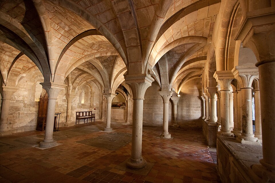 Sala capitular y galería oriental del claustro del Monasterio de Veruela